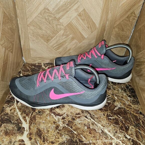 Nike women's Flex TR 6 training gray shoe size 10.      001 - Picture 9 of 11